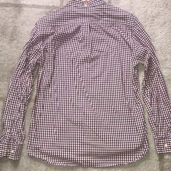 Large classic fit Tommy Hilfiger long sleeve button down shirt red plaid. - Picture 3 of 5